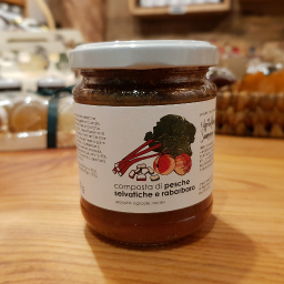 Composta di pesche selvatiche e rabarbaro